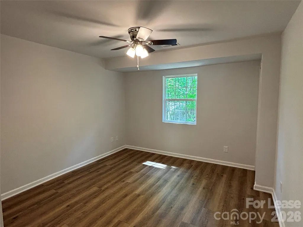 6211 Spanish Oak Road Charlotte NC 28227