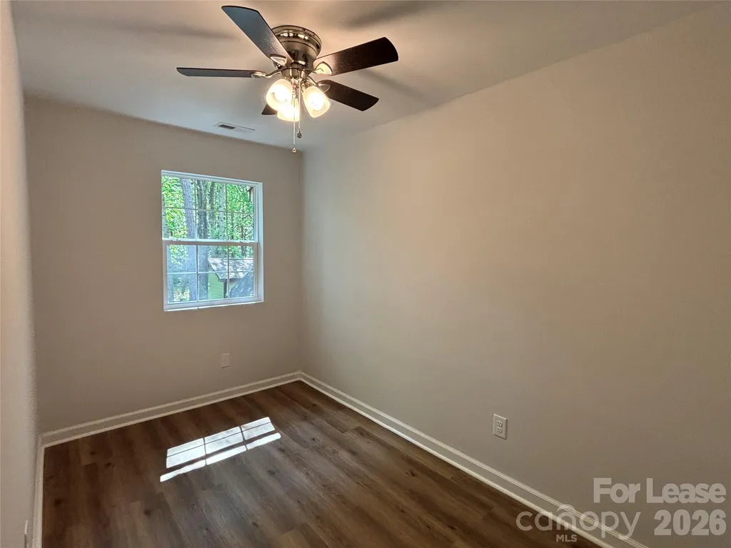 6211 Spanish Oak Road Charlotte NC 28227