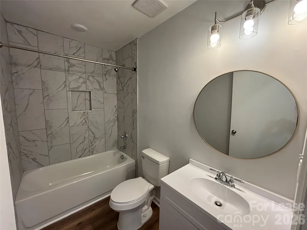 6211 Spanish Oak Road Charlotte NC 28227