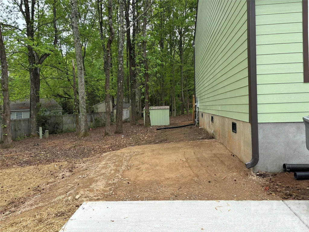 6211 Spanish Oak Road Charlotte NC 28227