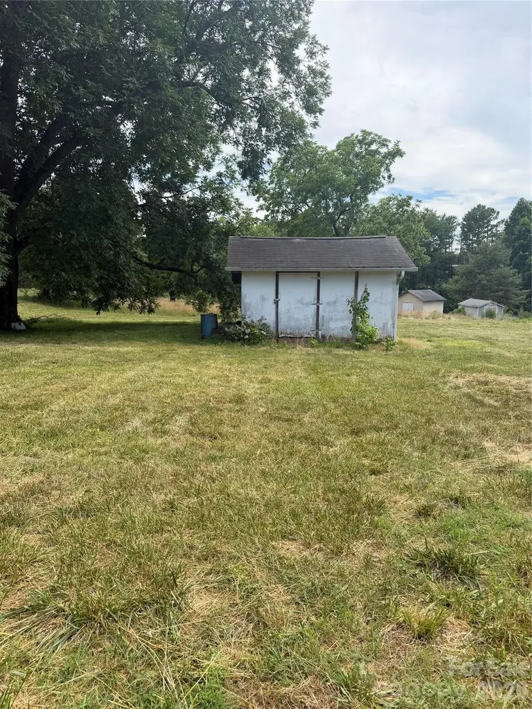 135 Goodman Road Troutman NC 28166