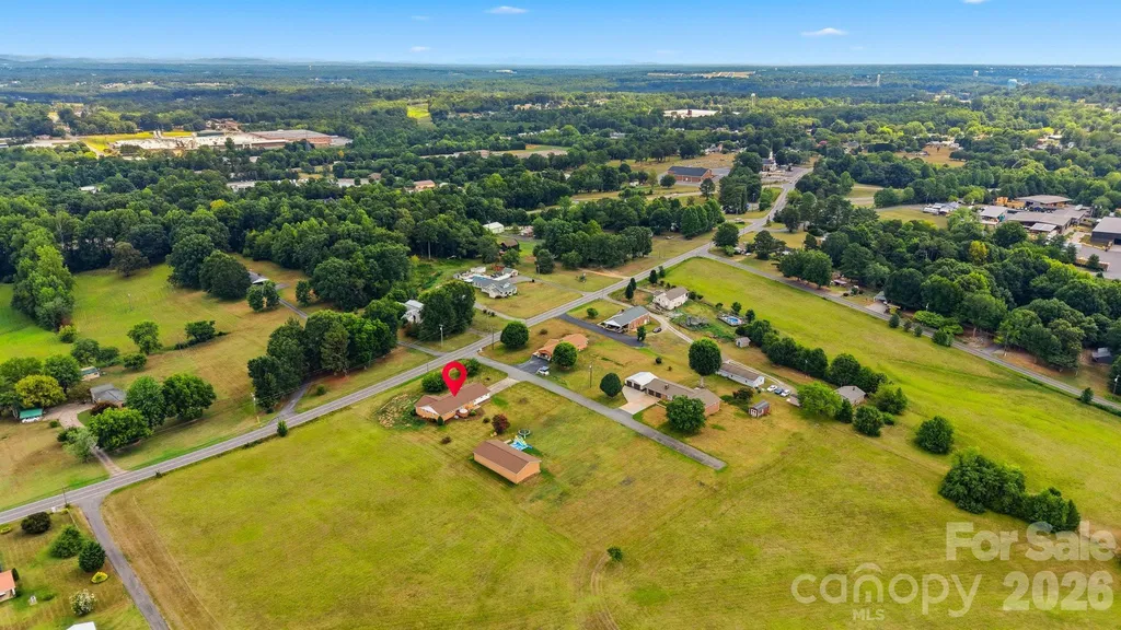 8604 Old Nc 10 Highway Hickory NC 28602