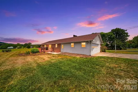 8604 Old Nc 10 Highway Hickory NC 28602