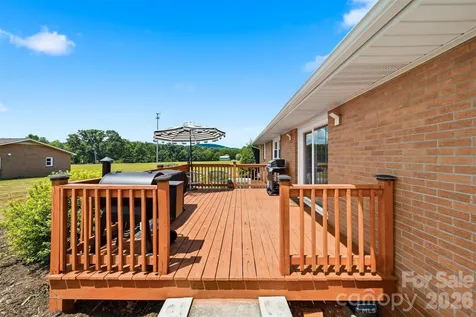 8604 Old Nc 10 Highway Hickory NC 28602