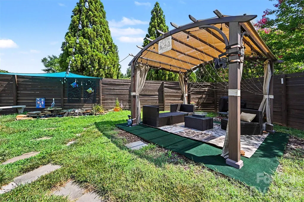 124 Tarrington Drive Statesville NC 28625