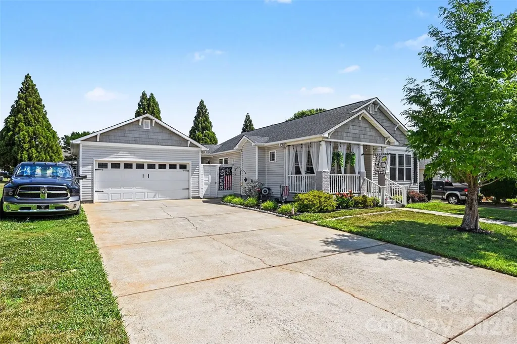 124 Tarrington Drive Statesville NC 28625