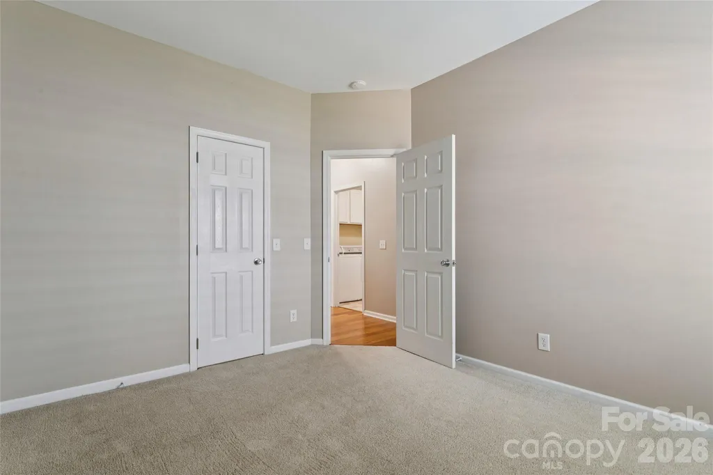 10906 Chamberlain Hall Court Charlotte NC 28277