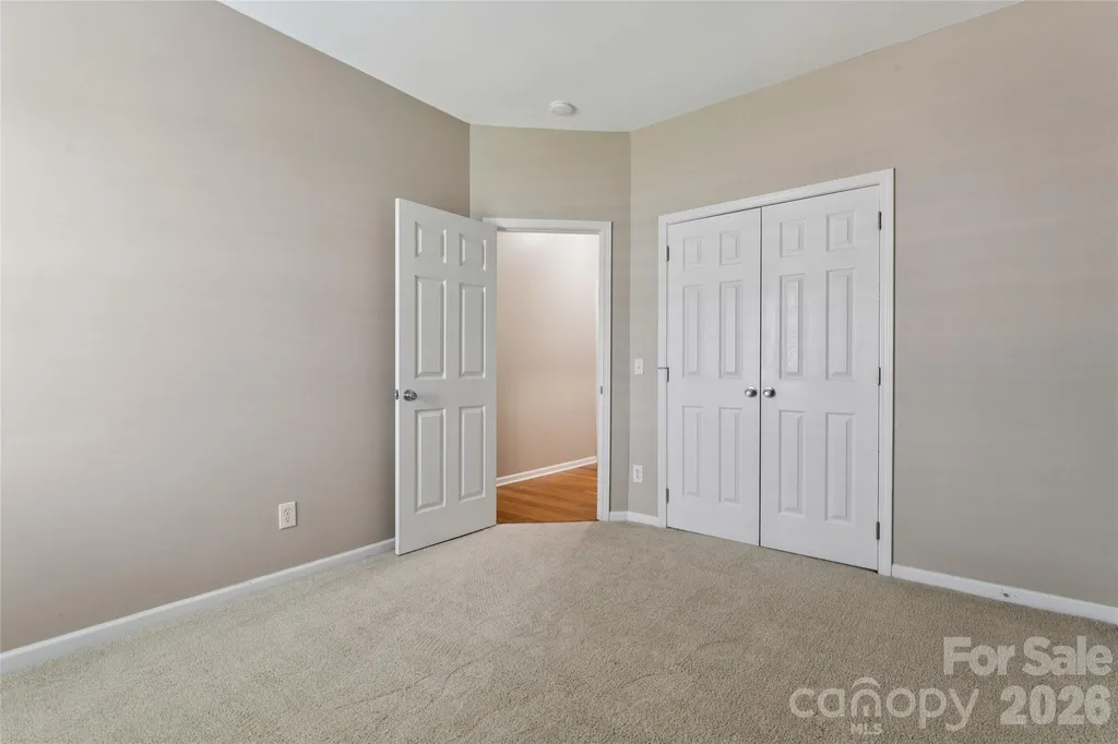 10906 Chamberlain Hall Court Charlotte NC 28277