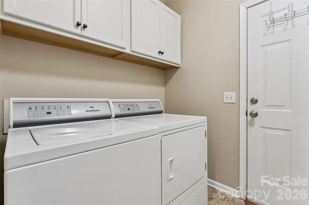 10906 Chamberlain Hall Court Charlotte NC 28277