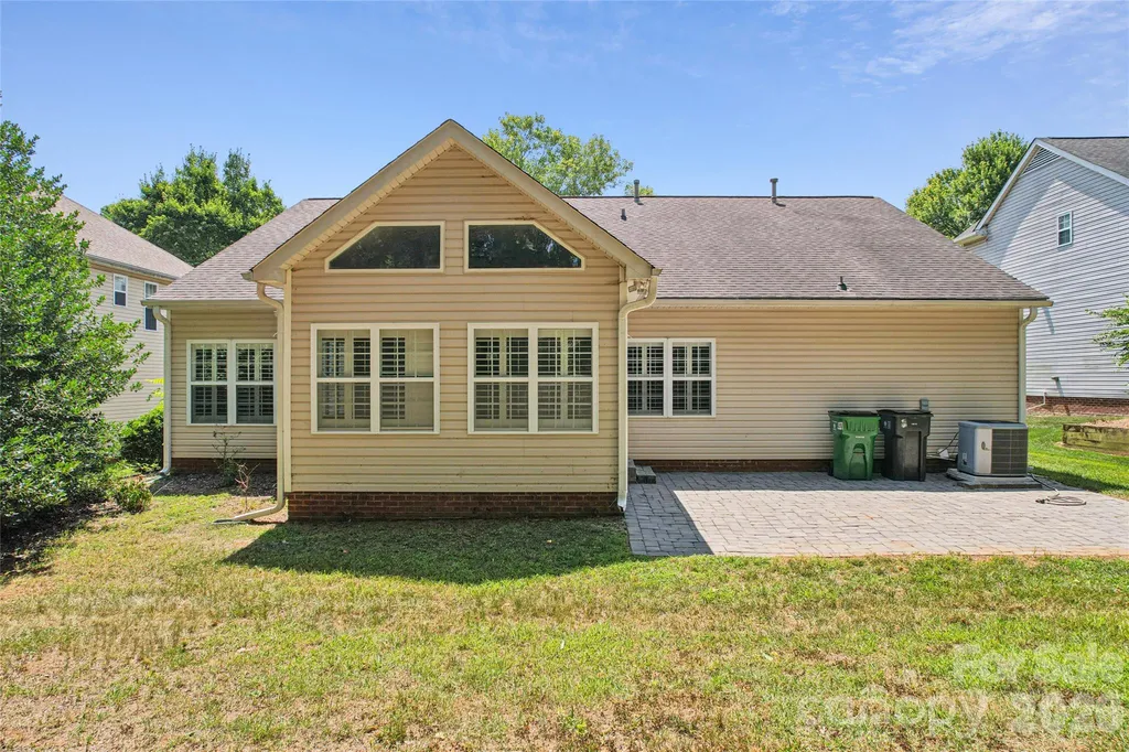 10906 Chamberlain Hall Court Charlotte NC 28277