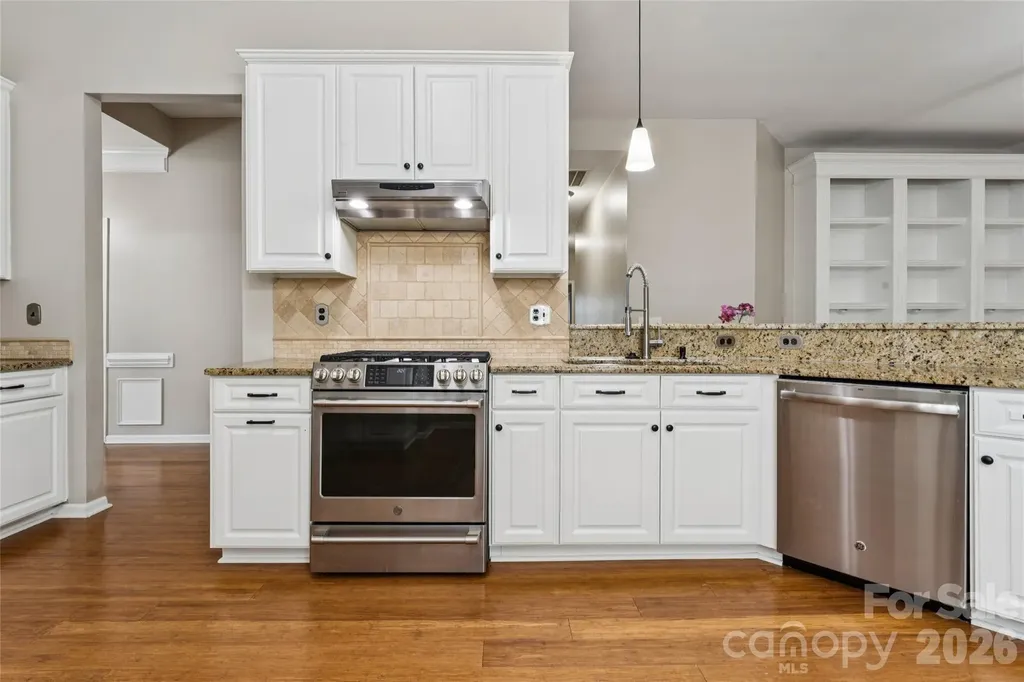 10906 Chamberlain Hall Court Charlotte NC 28277