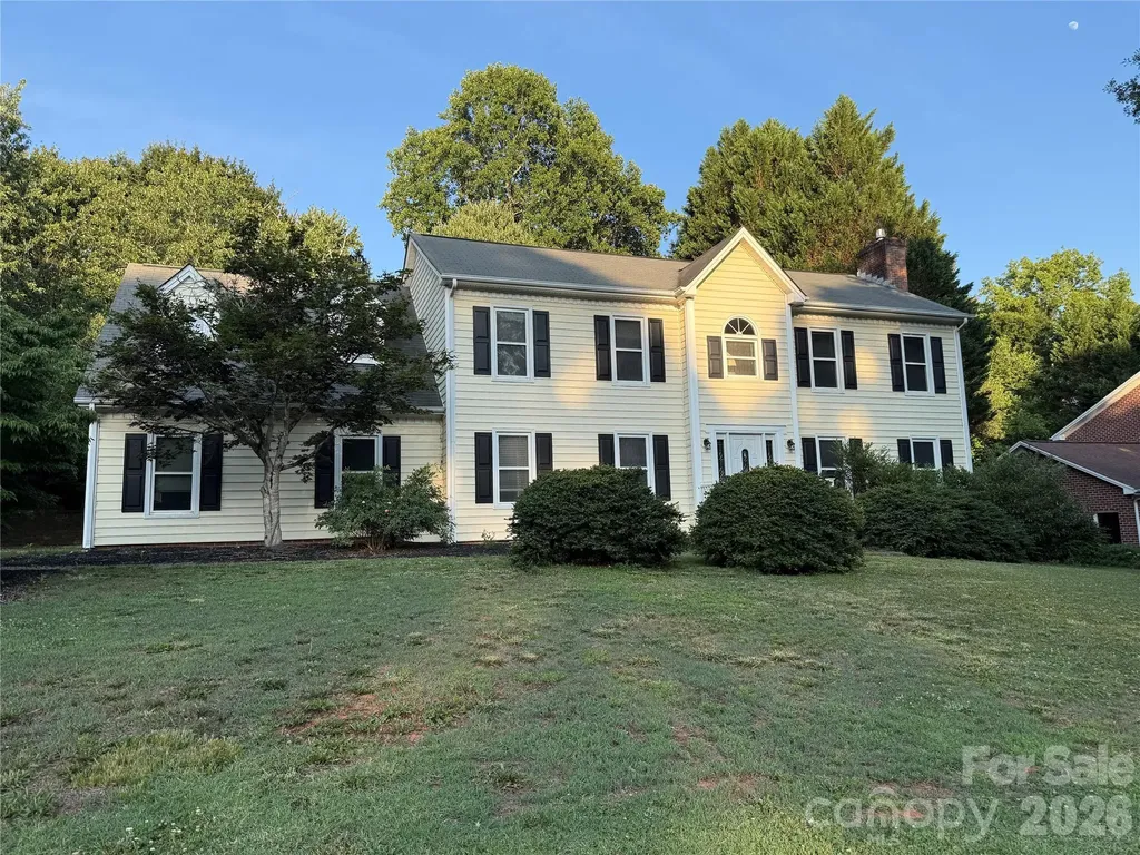 2960 8th Street Court NE Hickory NC 28601