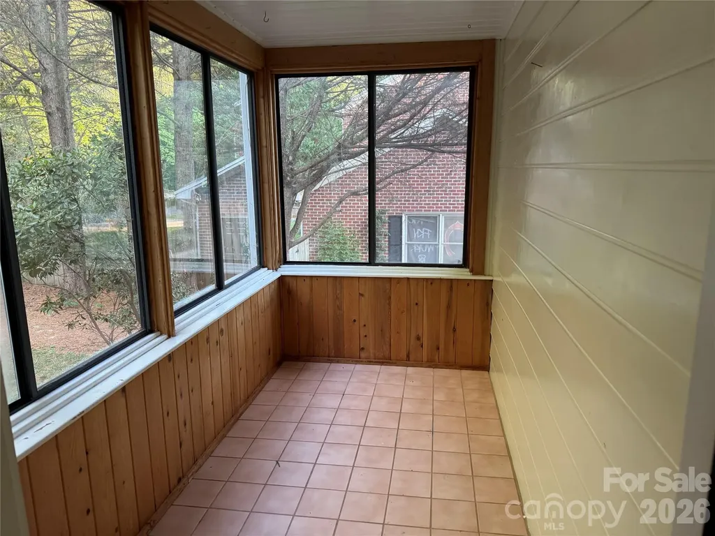 2960 8th Street Court NE Hickory NC 28601