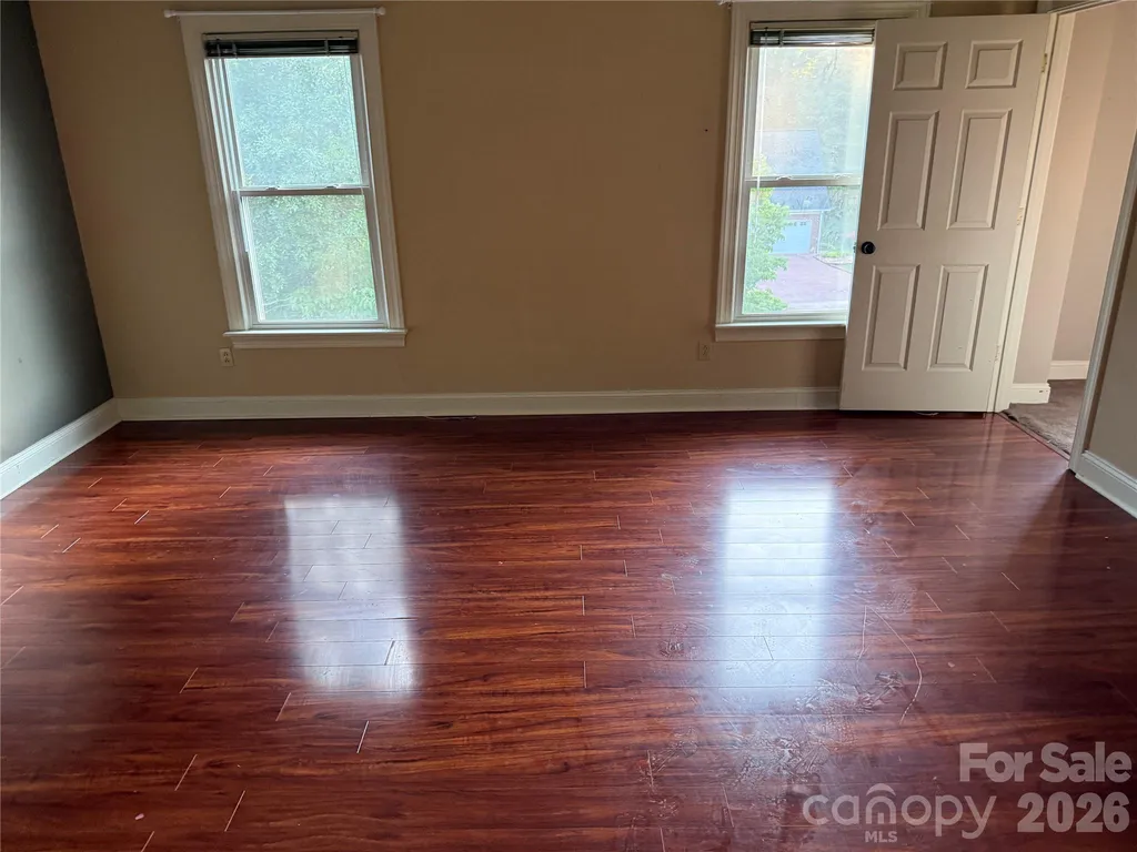 2960 8th Street Court NE Hickory NC 28601