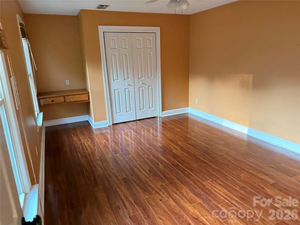 2960 8th Street Court NE Hickory NC 28601