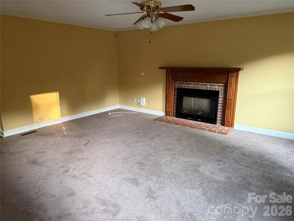 2960 8th Street Court NE Hickory NC 28601