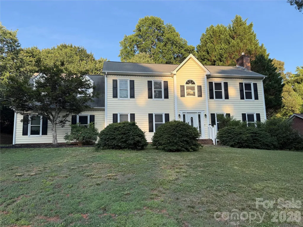 2960 8th Street Court NE Hickory NC 28601