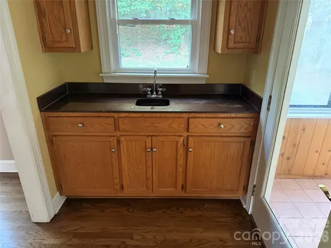 2960 8th Street Court NE Hickory NC 28601