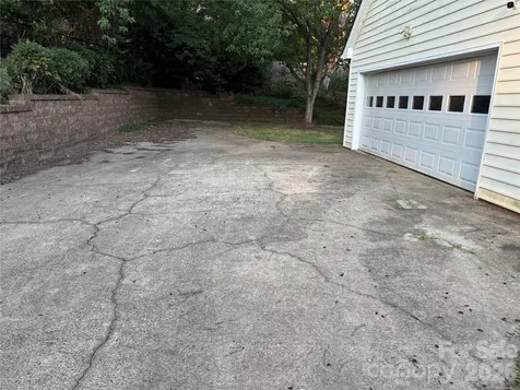 2960 8th Street Court NE Hickory NC 28601
