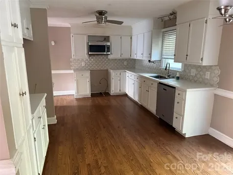 2960 8th Street Court NE Hickory NC 28601