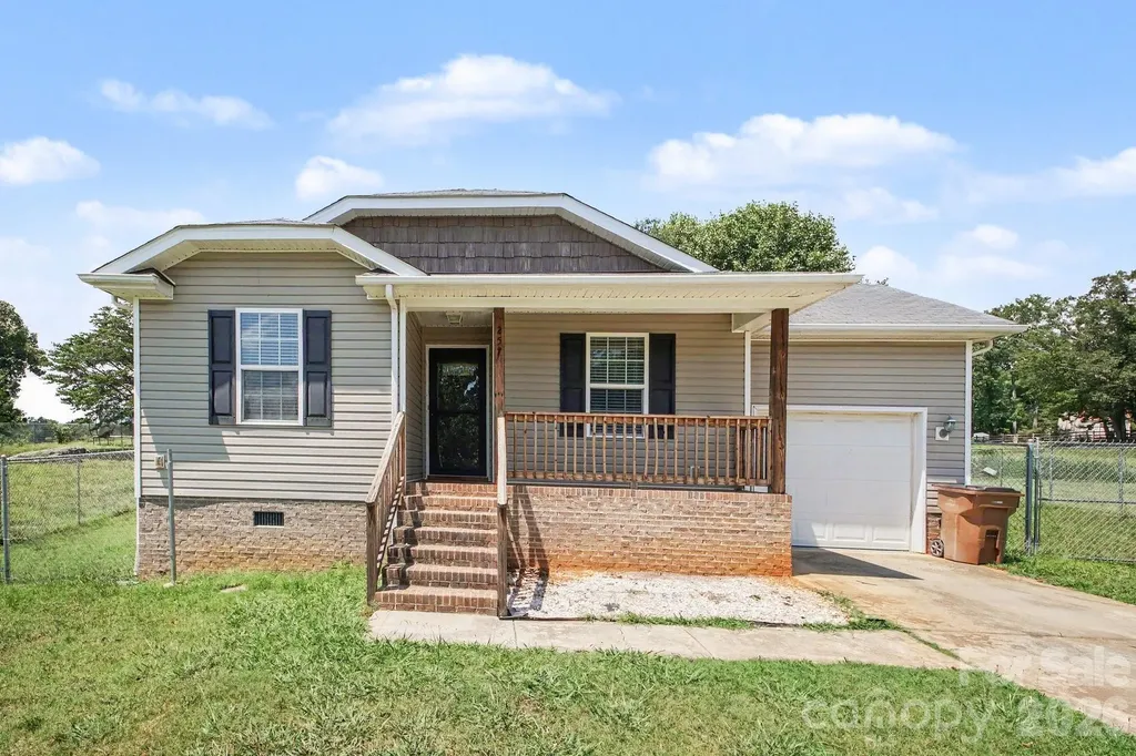 257 Periwinkle Street Lincolnton NC 28092