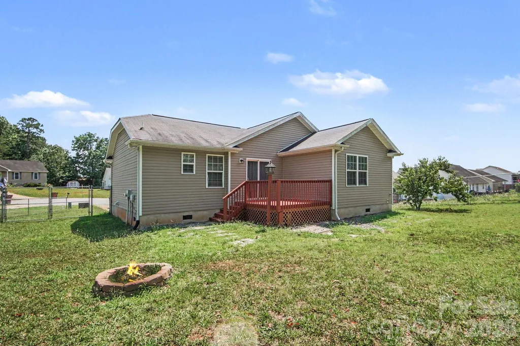 257 Periwinkle Street Lincolnton NC 28092