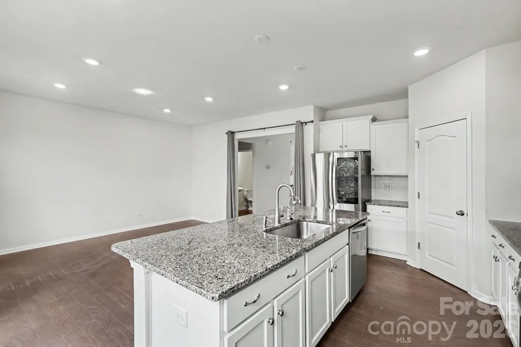 15124 Holly Run Lane Charlotte NC 28277