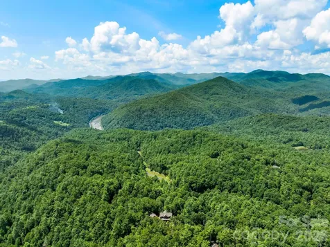 174 Dancing Wind Lane Marshall NC 28753