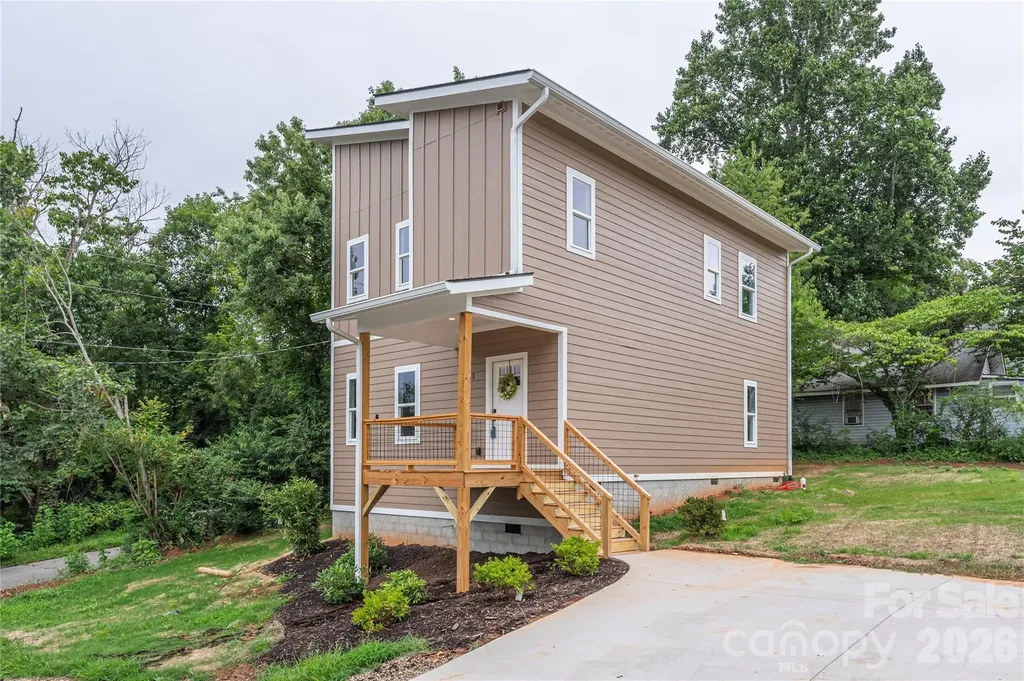 33 Elkwood Avenue Asheville NC 28804