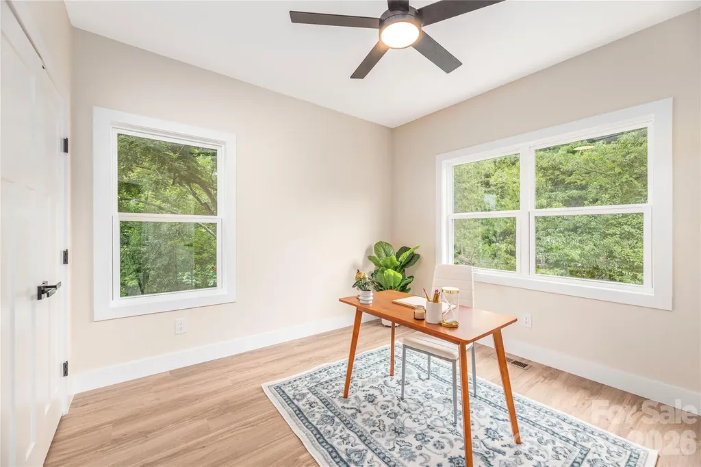 33 Elkwood Avenue Asheville NC 28804