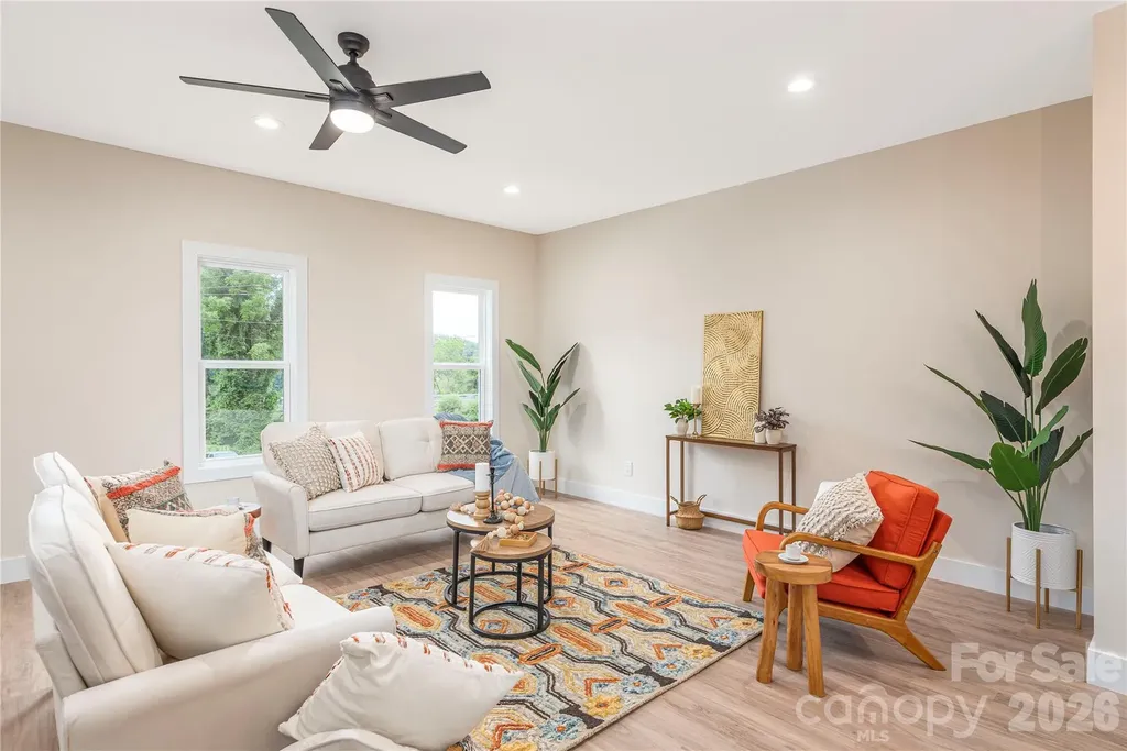 33 Elkwood Avenue Asheville NC 28804