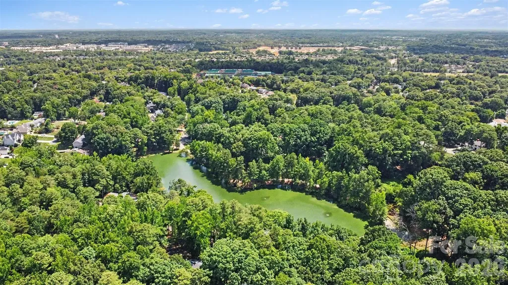 5838 Lake Providence Lane Charlotte NC 28277