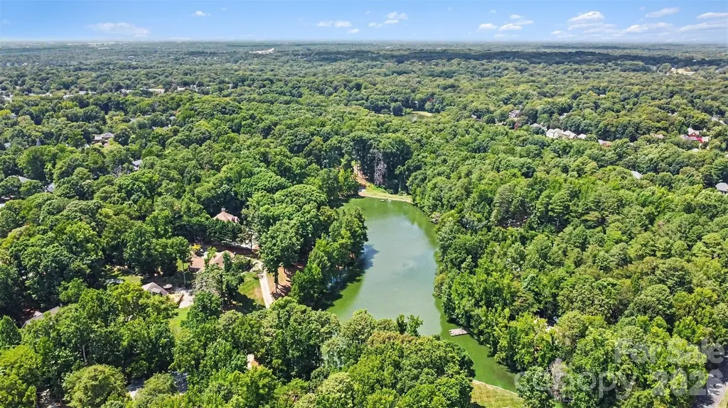 5838 Lake Providence Lane Charlotte NC 28277