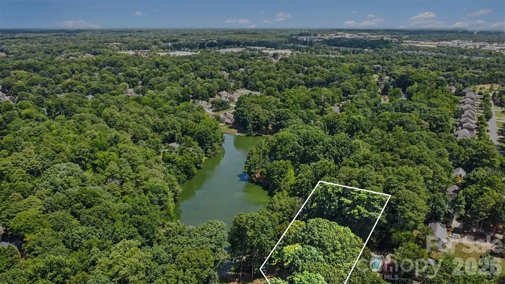 5838 Lake Providence Lane Charlotte NC 28277