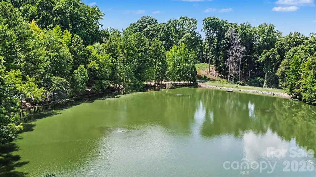 5838 Lake Providence Lane Charlotte NC 28277