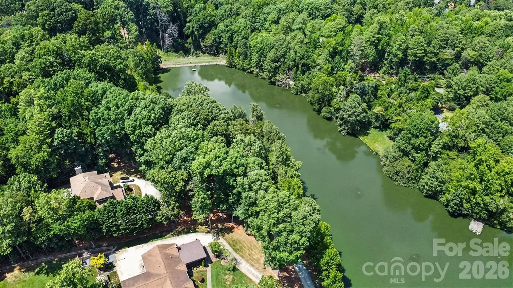 5838 Lake Providence Lane Charlotte NC 28277