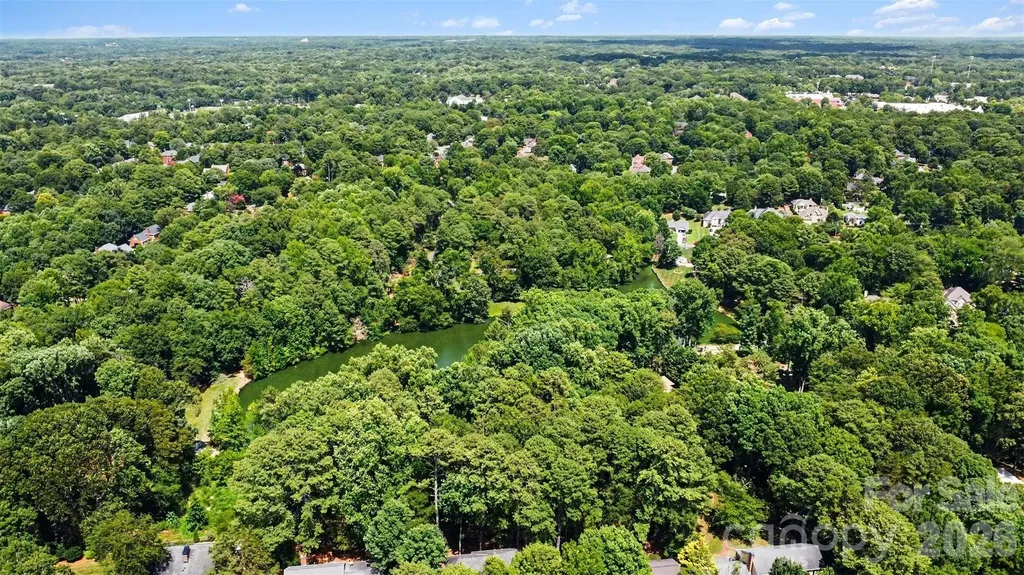 5838 Lake Providence Lane Charlotte NC 28277