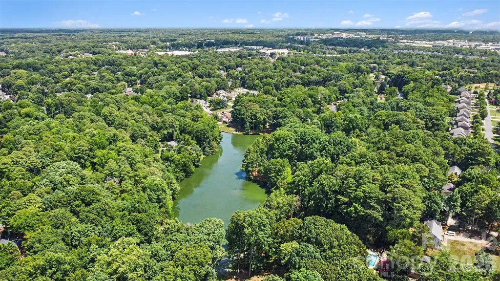5838 Lake Providence Lane Charlotte NC 28277