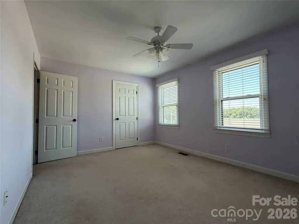 2705 N Center Street Hickory NC 28601