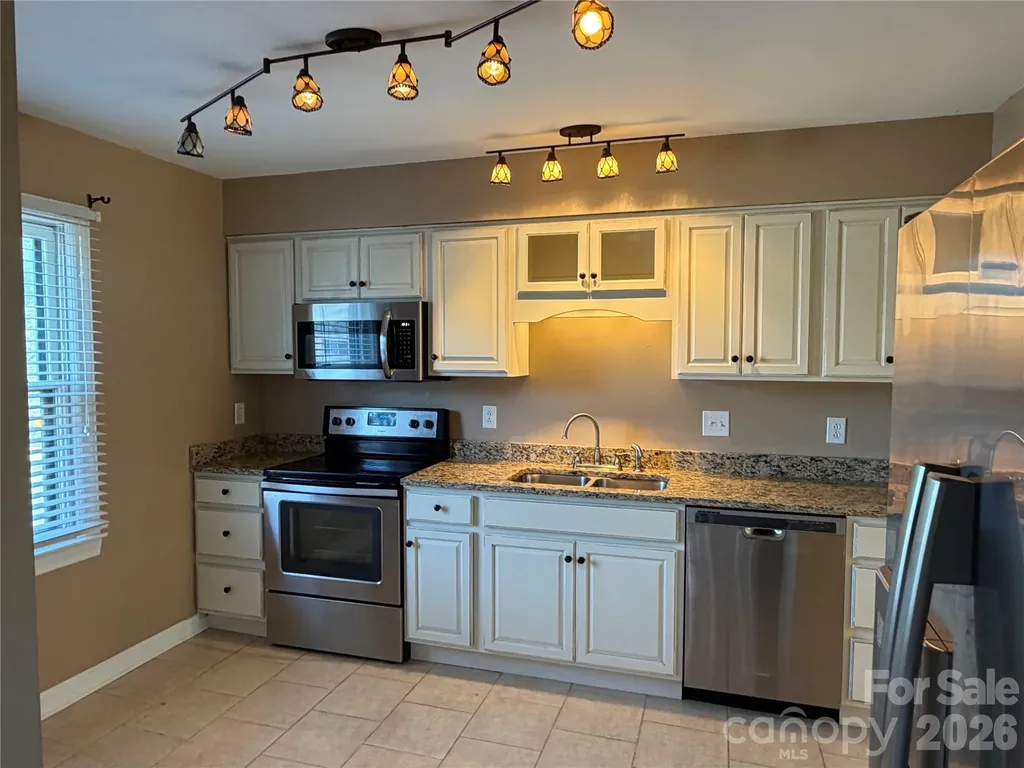 2705 N Center Street Hickory NC 28601