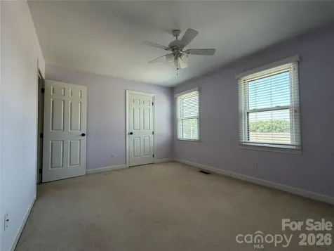 2705 N Center Street Hickory NC 28601