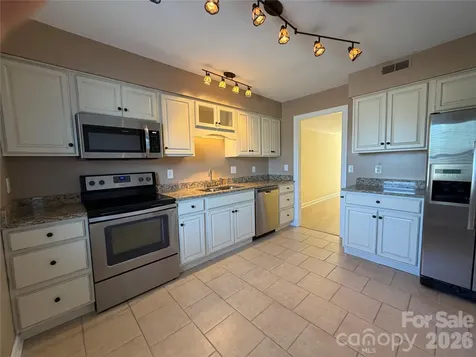 2705 N Center Street Hickory NC 28601