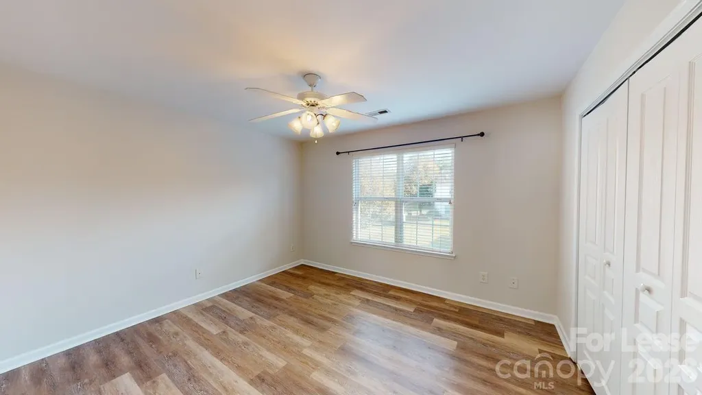 5545 Seths Drive Charlotte NC 28269