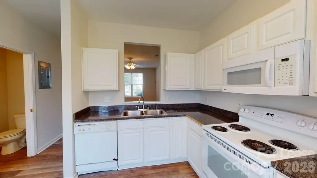 5545 Seths Drive Charlotte NC 28269