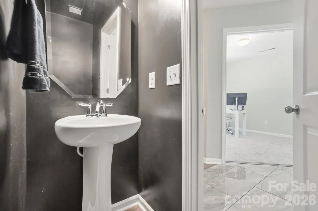 9413 Hanberry Boulevard Charlotte NC 28213