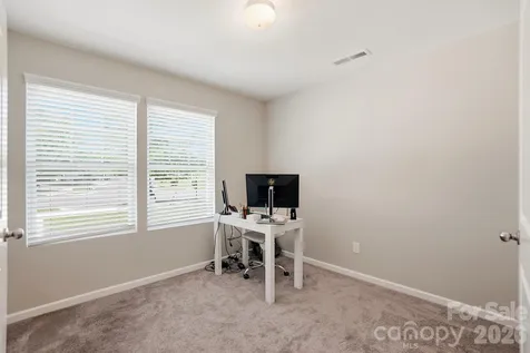 9413 Hanberry Boulevard Charlotte NC 28213