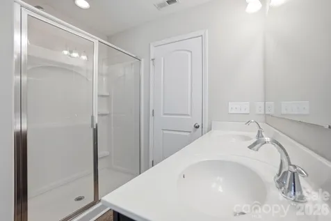 9413 Hanberry Boulevard Charlotte NC 28213