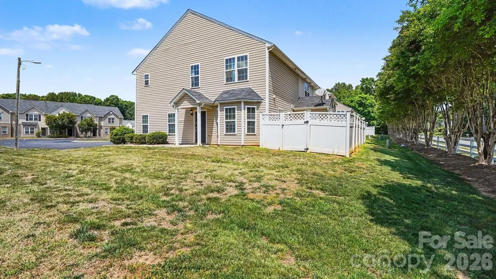 4293 Youngstown Drive Greensboro NC 27405