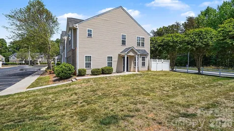 4293 Youngstown Drive Greensboro NC 27405