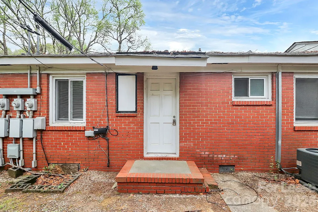 1511 Pecan Avenue Charlotte NC 28205